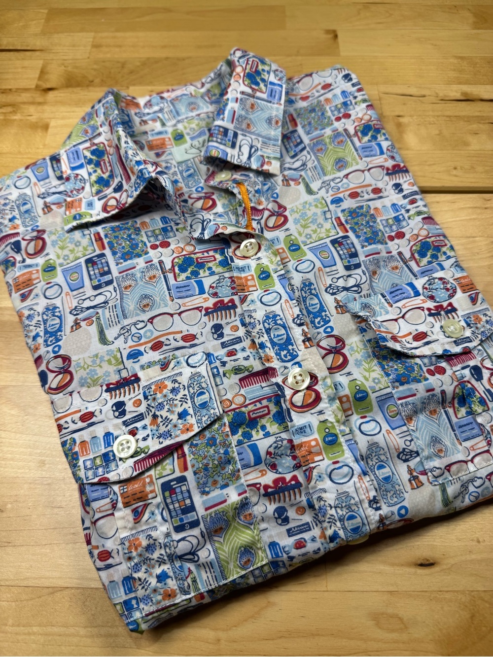 Stephanie Schaich Novelty Print Multicolor 3/4 sleeve button down cotton shirt.